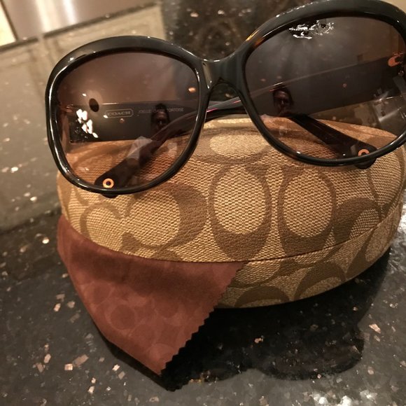 Coach sunglasses great condition - Picture 9 of 10